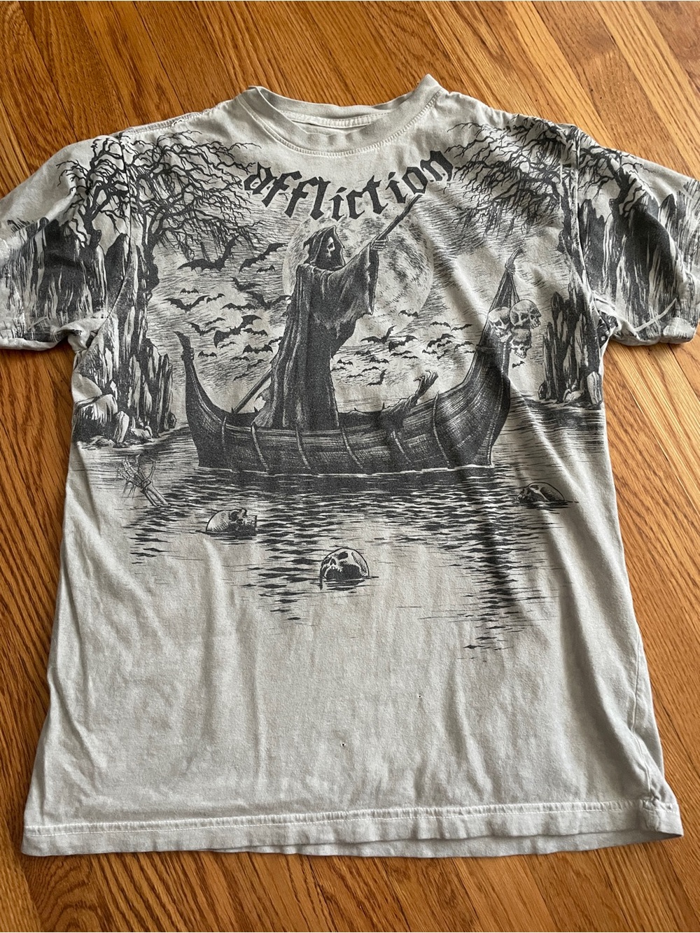 Affliction Gray river grim Reaper Boat Tshirt Medium